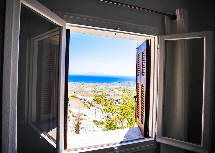 Morning Star Traditional Pýrgos