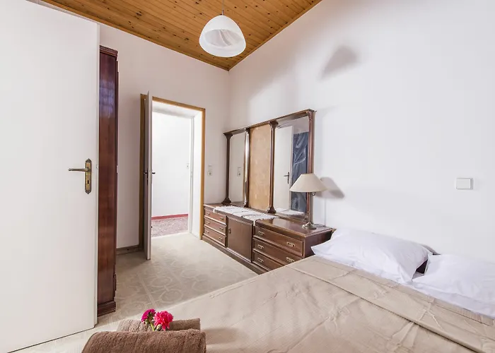 Morning Star Traditional Ferienhaus *